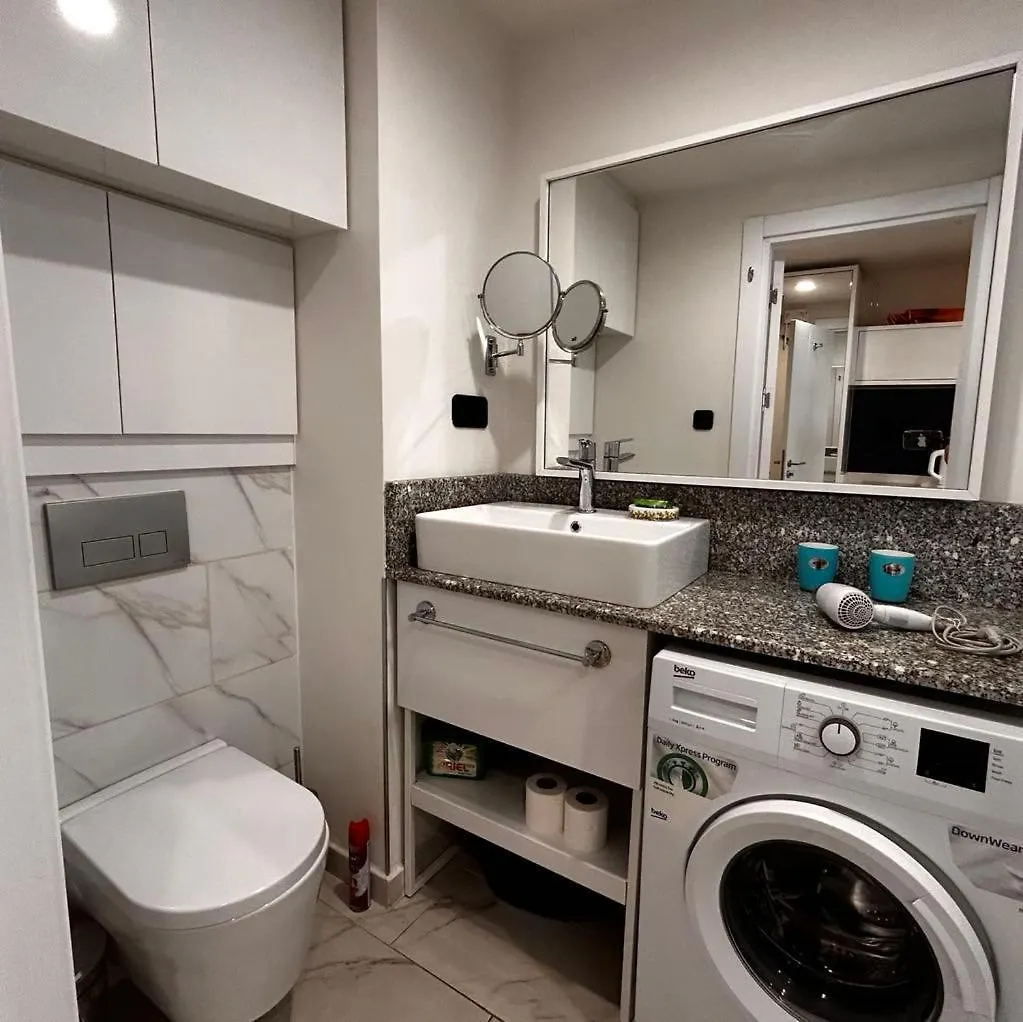 Apartment Twin Towers David Батуми